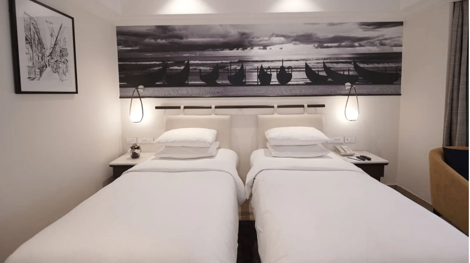 Premium Sunset View Room Twin Bed